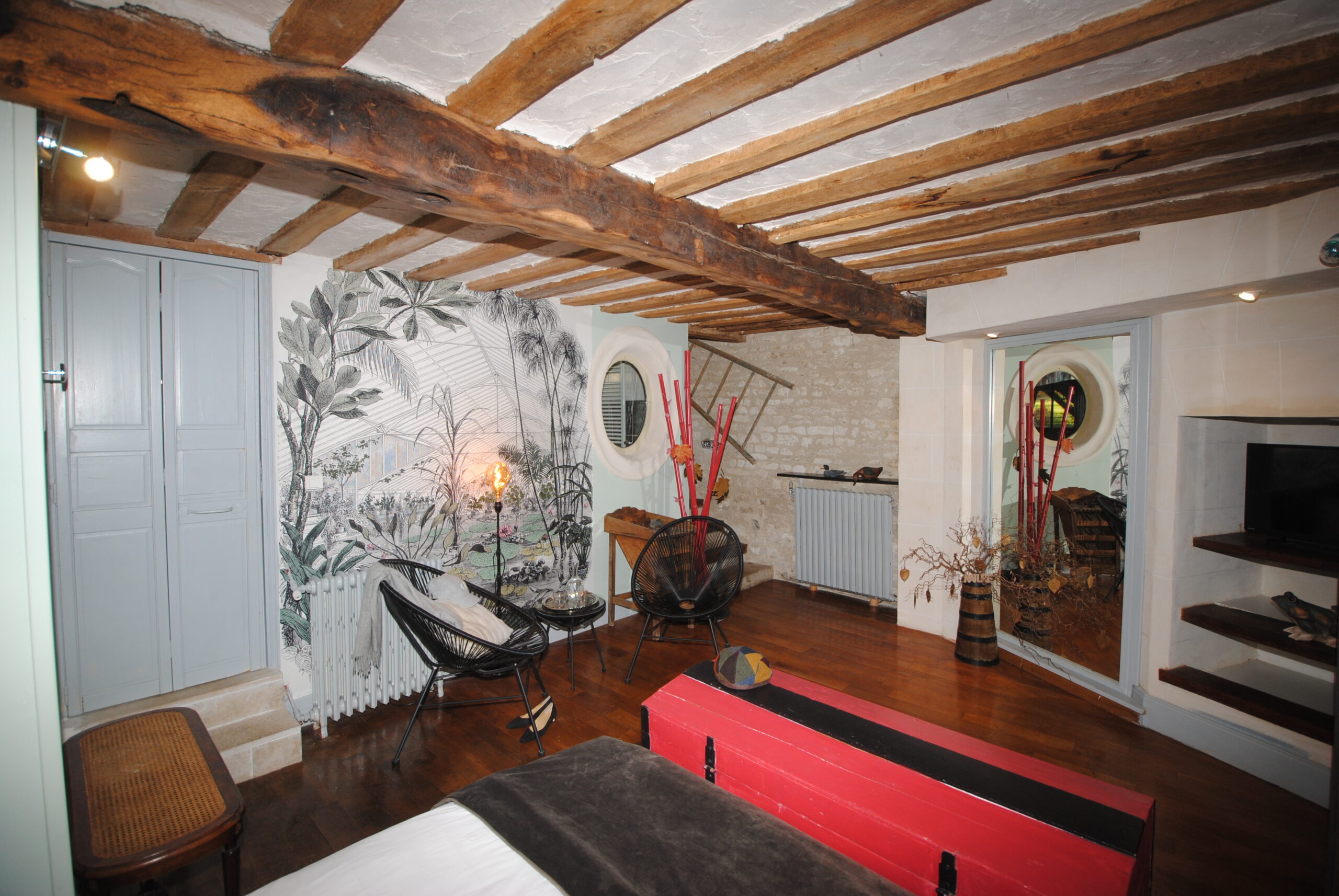 Suite Nénuphar Romance | Le Grand Logis Suite Nénuphar chambre cosy – La Maison d’hôte Le Grand Logis